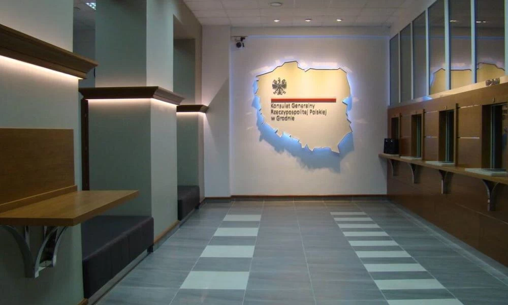 Πολωνία και Λιθουανία ανακαλούν 35 διπλωμάτες από τη Λευκορωσία